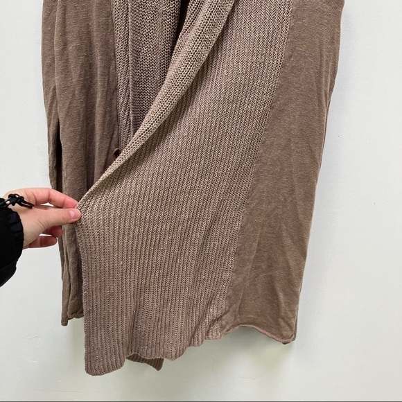 Maddison Linen Cardigan - Picture 4 of 9